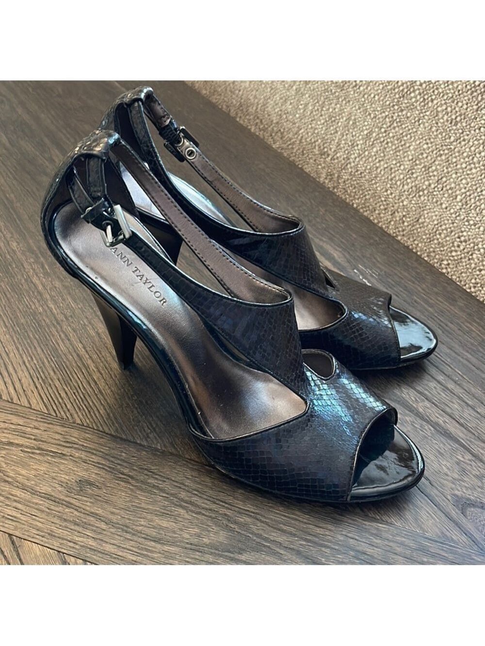 Ann Taylor Black Snakeskin Heels Size 9.5